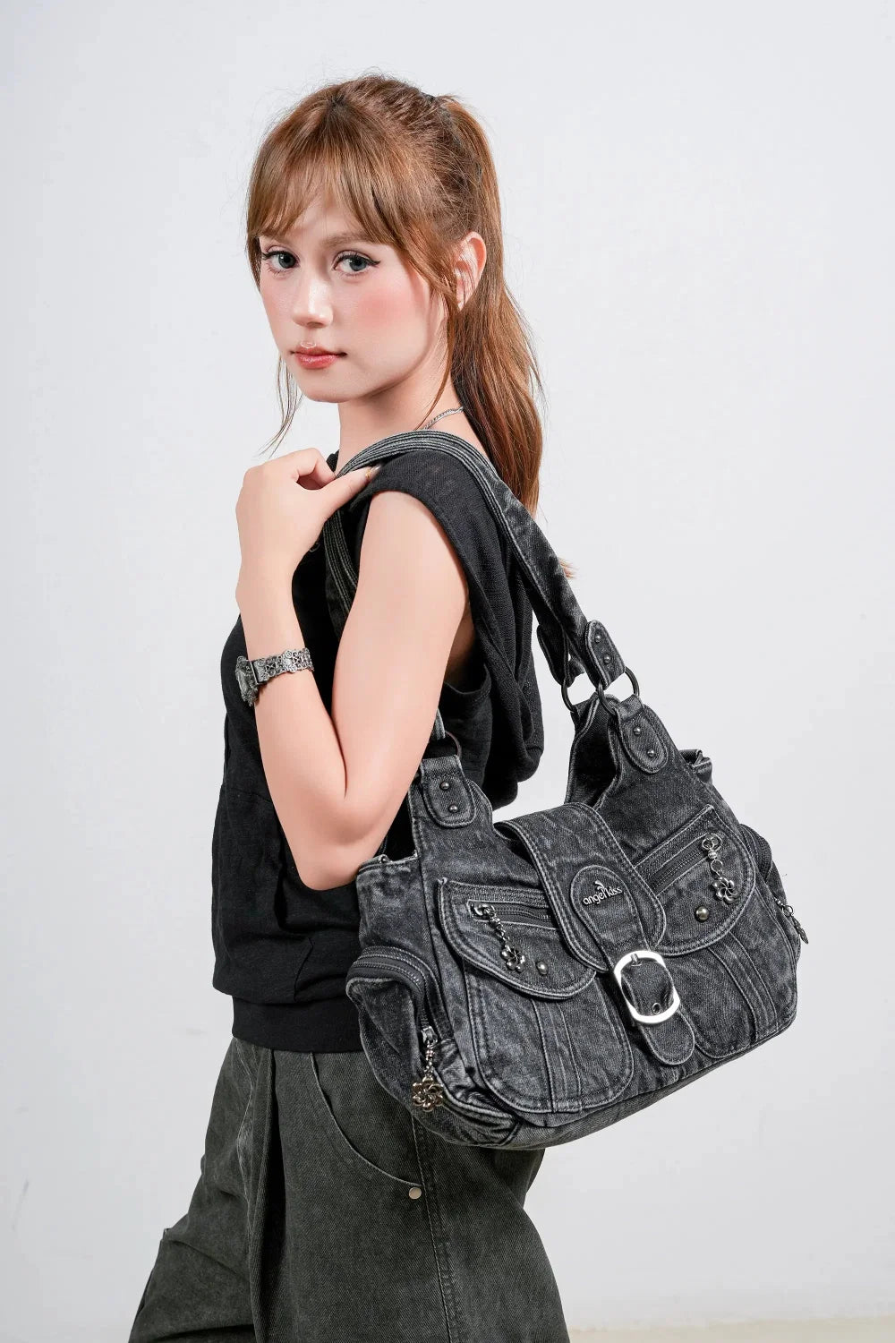 海外ガール Y2K バッグ Textured Multi-Pocket Shoulder Bag for Y2K Outfits and Daily